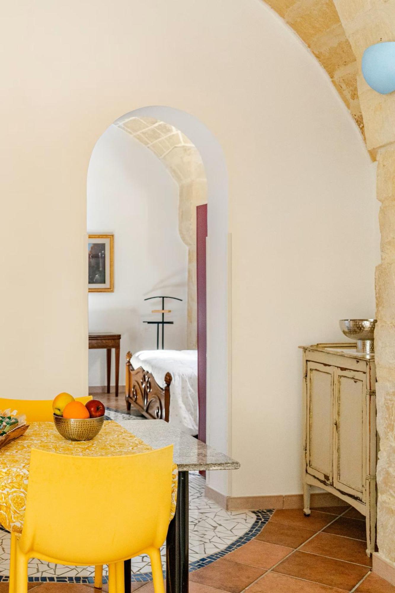 B&B Corte Dei Memoli Di Margiotta Giuseppina Lecce Buitenkant foto