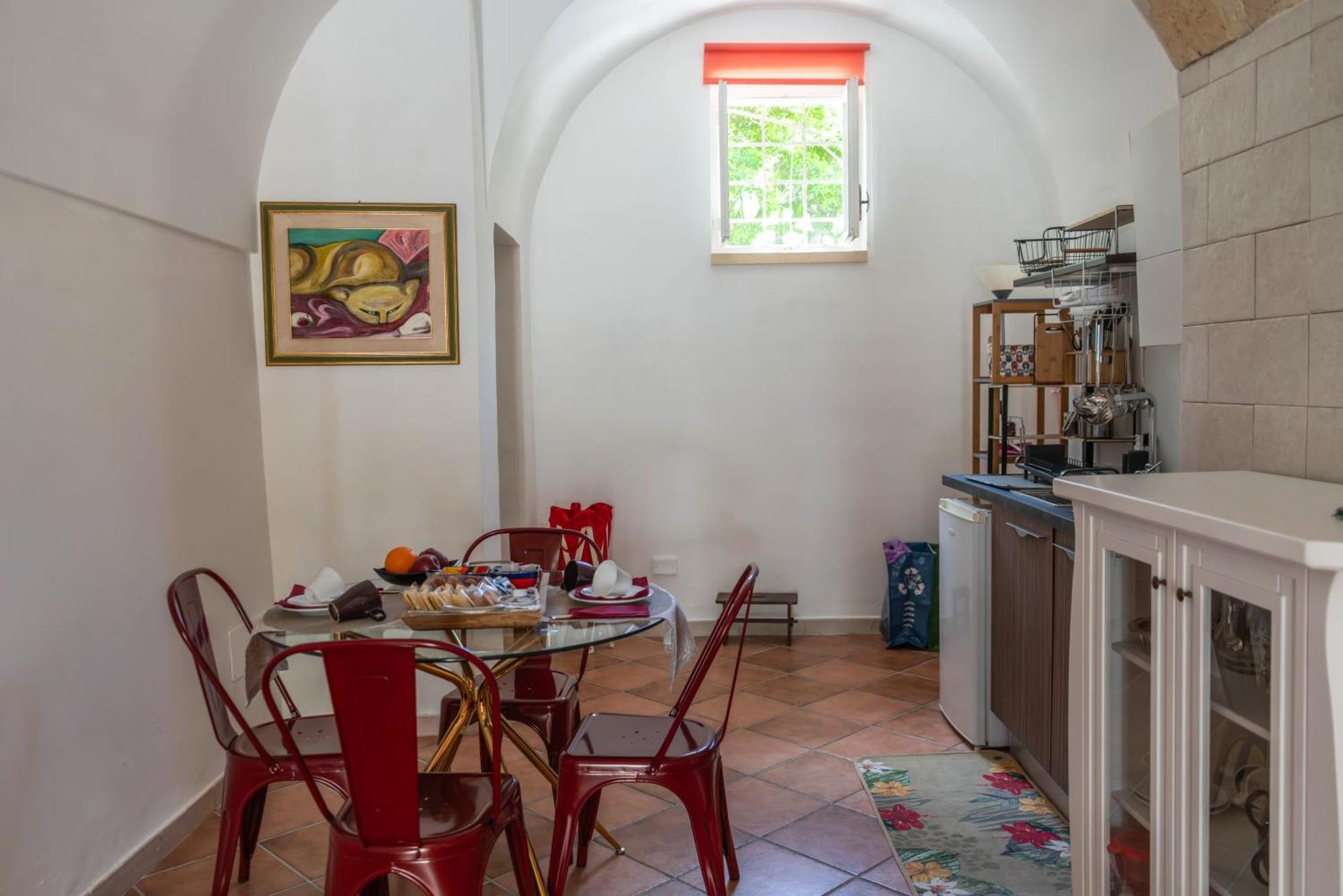 B&B Corte Dei Memoli Di Margiotta Giuseppina Lecce Buitenkant foto