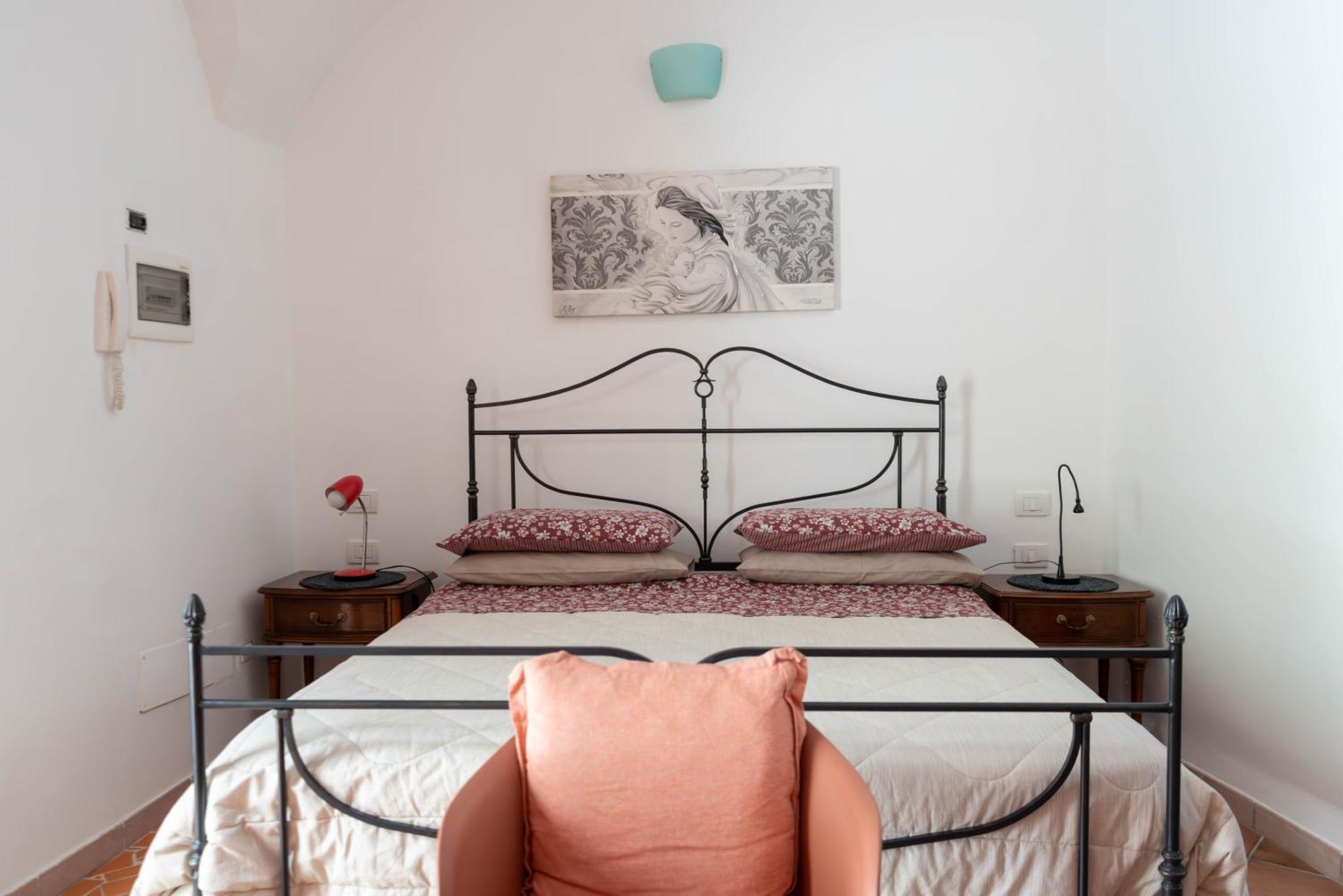 B&B Corte Dei Memoli Di Margiotta Giuseppina Lecce Buitenkant foto