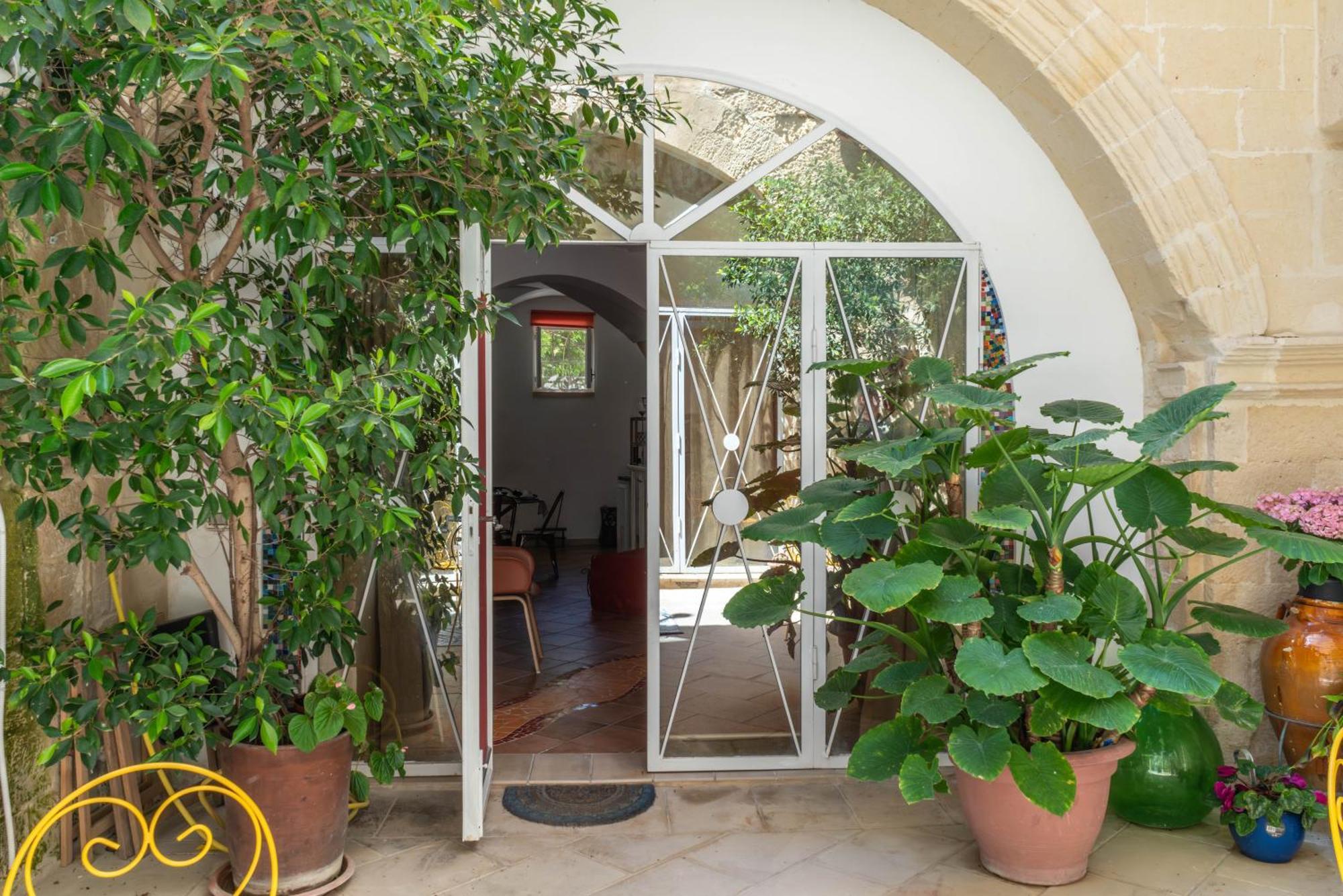 B&B Corte Dei Memoli Di Margiotta Giuseppina Lecce Buitenkant foto
